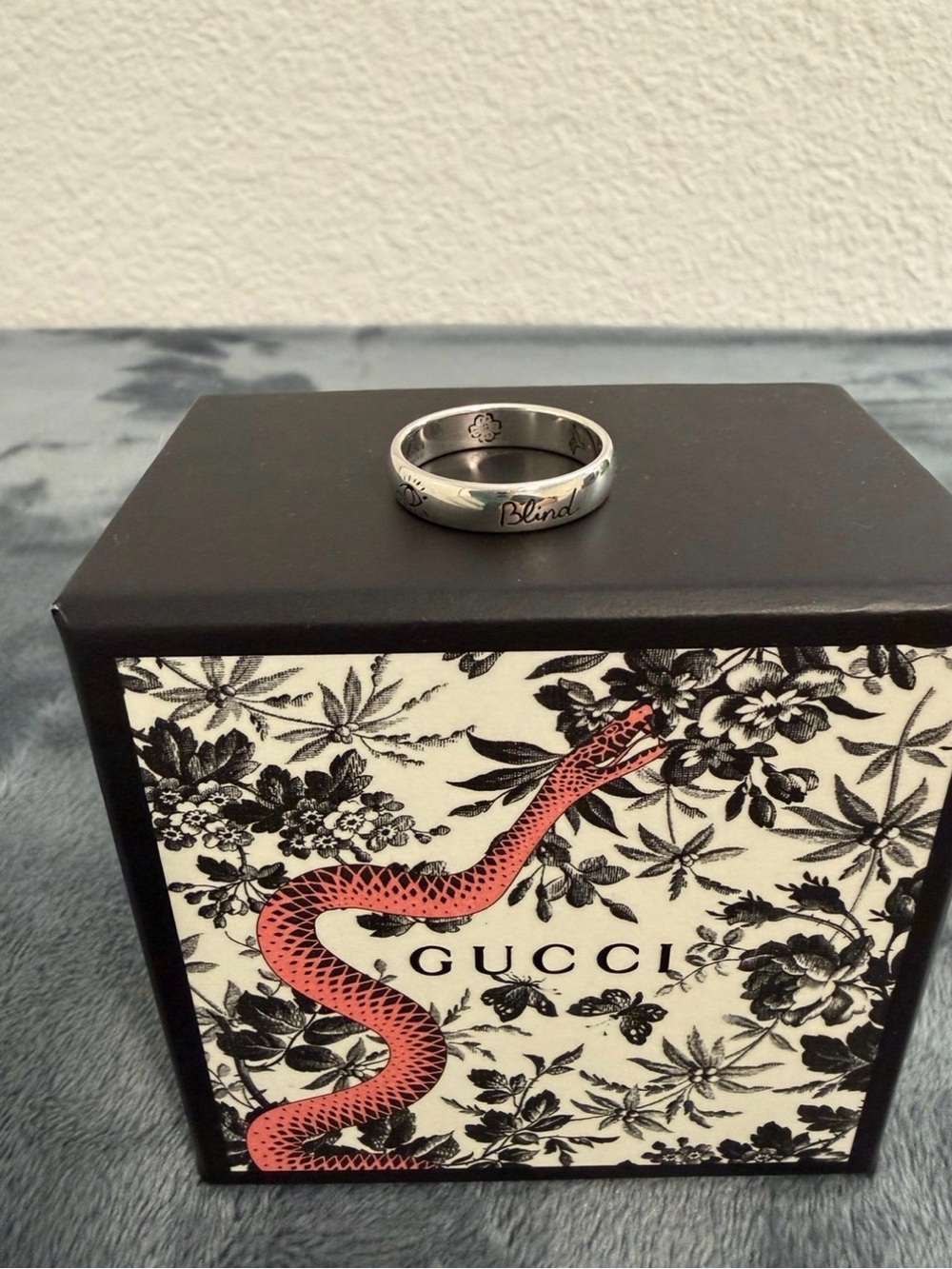 Brand New Gucci Blind for Love Sterling Silver 925 Ring Size 22 (US 10)
